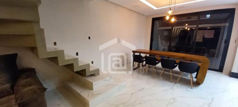 Imagem Casa com 3 Quartos à Venda, 225 m² em Parque Das Nações - Poços De Caldas Imagem Casa com 3 Quartos à Venda, 225 m² em Parque Das Nações - Poços De Caldas