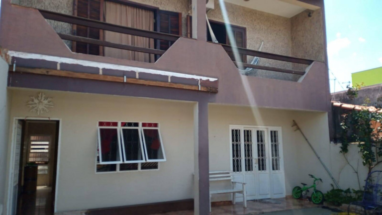 Imagem Casa com 3 Quartos à Venda, 174 m² em Centro - Boituva Imagem Casa com 3 Quartos à Venda, 174 m² em Centro - Boituva