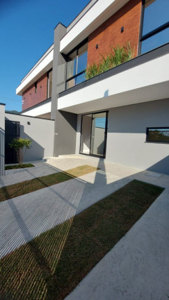 Imagem Sobrado com 3 Quartos à Venda, 187 m² em Rio Pequeno - Camboriú Imagem Sobrado com 3 Quartos à Venda, 187 m² em Rio Pequeno - Camboriú