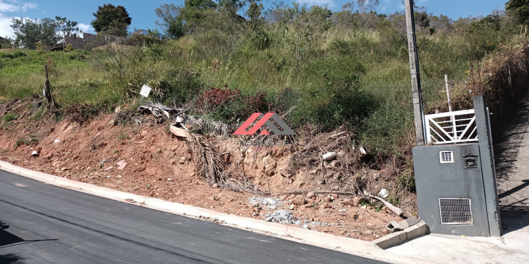 Imagem Terreno à Venda, 1.025 m² em Centro - Serra Negra Imagem Terreno à Venda, 1.025 m² em Centro - Serra Negra