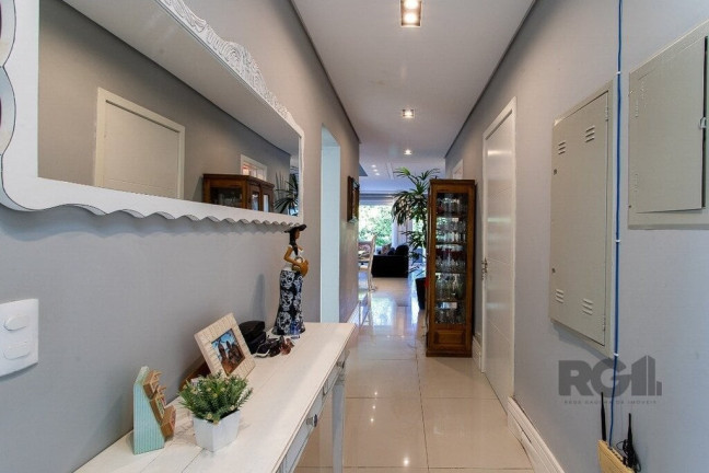 Imagem Imóvel com 4 Quartos à Venda, 219 m² em Belém Novo - Porto Alegre