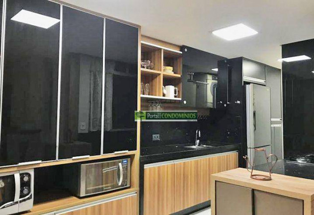 Imagem Apartamento com 3 Quartos à Venda, 90 m² em Centro - Curitiba