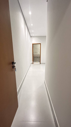 Imagem Casa com 3 Quartos à Venda, 325 m² Imagem Casa com 3 Quartos à Venda, 325 m²