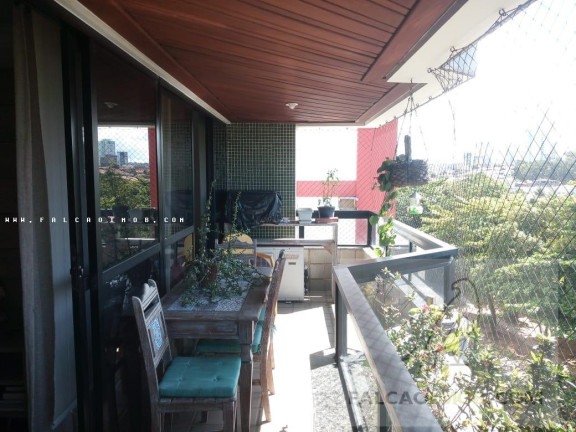 Imagem Apartamento com 4 Quartos à Venda, 150 m²
