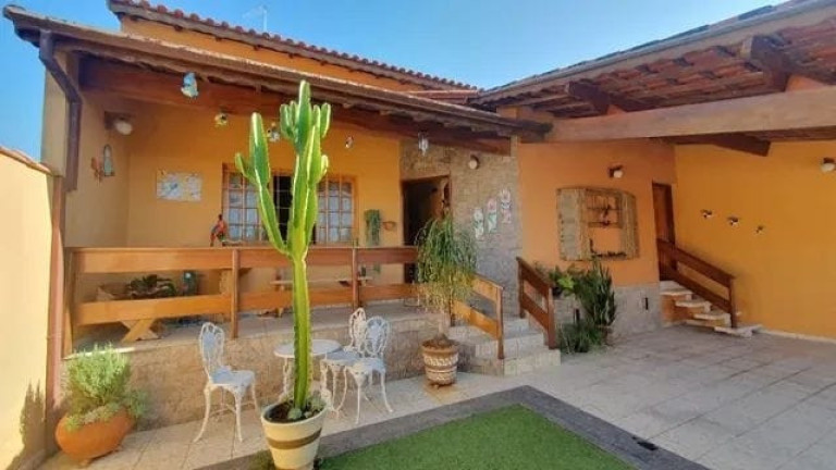 Imagem Casa com 3 Quartos à Venda, 190 m² em Jardim Maria Cândida - Caçapava Imagem Casa com 3 Quartos à Venda, 190 m² em Jardim Maria Cândida - Caçapava