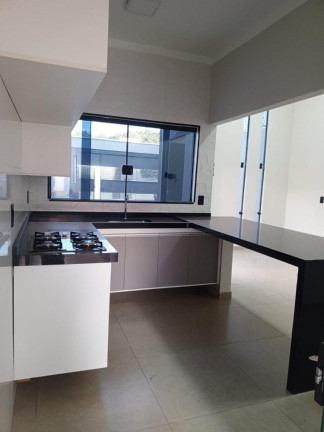Imagem Casa com 3 Quartos à Venda, 118 m² em Jardim Solange - Bauru Imagem Casa com 3 Quartos à Venda, 118 m² em Jardim Solange - Bauru