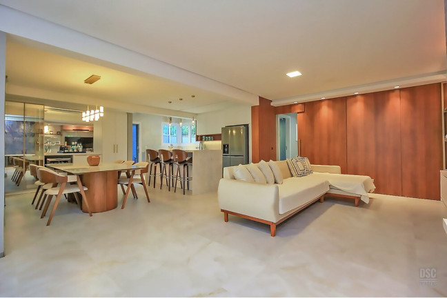 Casa com 3 Quartos à Venda, 200 m² em Ipanema - Porto Alegre