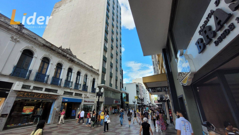 Imagem Apartamento com 2 Quartos à Venda, 70 m² em Centro - Juiz De Fora