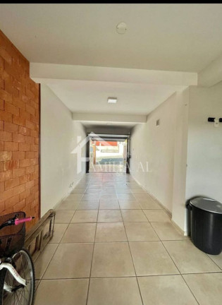 Imagem Casa com 3 Quartos à Venda, 230 m² em Boehmerwald - Joinville Imagem Casa com 3 Quartos à Venda, 230 m² em Boehmerwald - Joinville