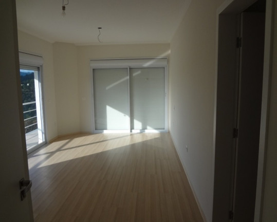 Imagem Casa com 4 Quartos à Venda, em Recanto Ecológico - Mairiporã Imagem Casa com 4 Quartos à Venda, em Recanto Ecológico - Mairiporã