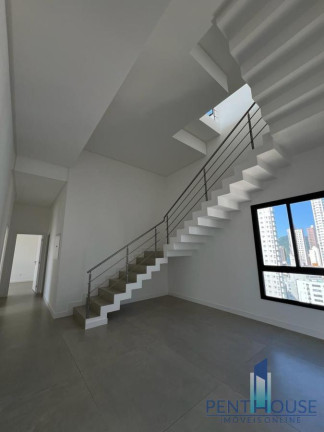 Imagem Cobertura com 4 Quartos à Venda, 264 m² em Centro - Balneário Camboriú