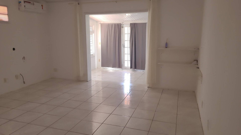 Imagem Casa de Condomínio com 4 Quartos à Venda, 4.000 m² em Portão - Lauro De Freitas