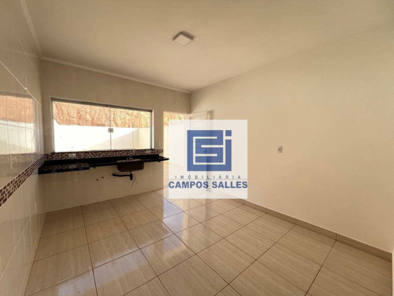 Imagem Casa com 2 Quartos à Venda, 108 m² em Centro - Socorro