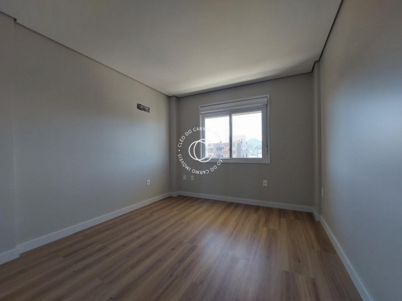 Imagem Apartamento com 3 Quartos à Venda, 169 m² em Nossa Senhora De Lourdes - Santa Maria Imagem Apartamento com 3 Quartos à Venda, 169 m² em Nossa Senhora De Lourdes - Santa Maria