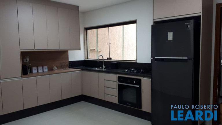 Imagem Sobrado com 4 Quartos à Venda, 238 m² em Nova Petrópolis - São Bernardo Do Campo Imagem Sobrado com 4 Quartos à Venda, 238 m² em Nova Petrópolis - São Bernardo Do Campo
