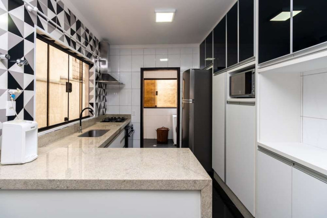 Imagem Casa com 3 Quartos à Venda, 221 m² em Vila Ivg - São Paulo Imagem Casa com 3 Quartos à Venda, 221 m² em Vila Ivg - São Paulo