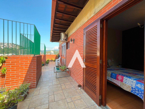 Cobertura com 4 Quartos à Venda, 250 m² em Agriões - Teresópolis