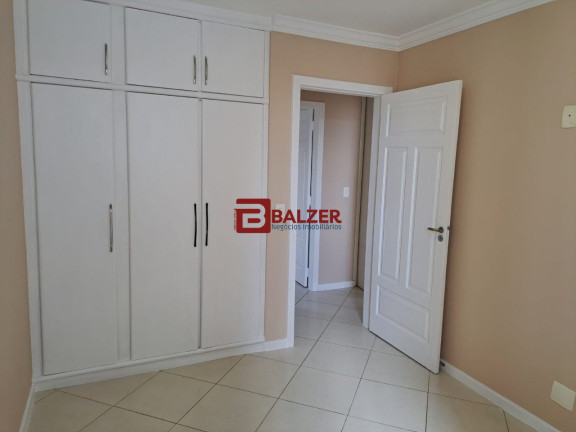 Imagem Apartamento com 3 Quartos à Venda, 125 m² em Centro - Florianópolis Imagem Apartamento com 3 Quartos à Venda, 125 m² em Centro - Florianópolis