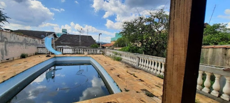 Imagem Casa com 3 Quartos à Venda, 200 m² em Alvinópolis - Atibaia Imagem Casa com 3 Quartos à Venda, 200 m² em Alvinópolis - Atibaia