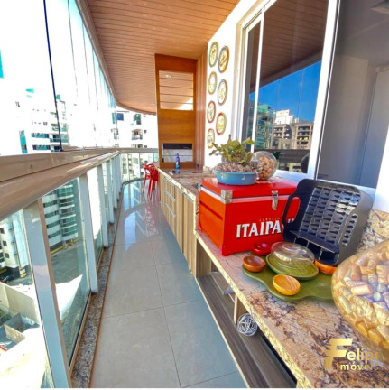 Imagem Imóvel com 4 Quartos à Venda, 167 m² em Praia Da Costa - Vila Velha Imagem Imóvel com 4 Quartos à Venda, 167 m² em Praia Da Costa - Vila Velha