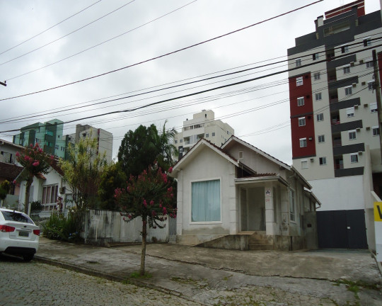 Imóvel com 3 Quartos à Venda, 124 m² em Atiradores - Joinville