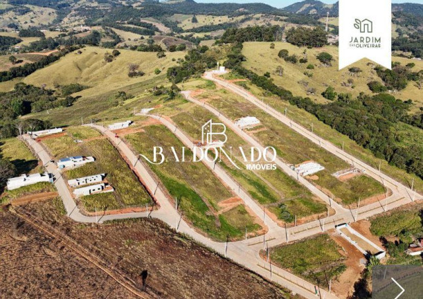 Imagem Casa com 2 Quartos à Venda, 125 m² em Centro - Toledo Imagem Casa com 2 Quartos à Venda, 125 m² em Centro - Toledo
