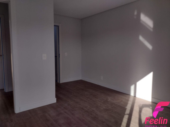Imagem Casa com 3 Quartos à Venda, 197 m² em Rio Tavares - Florianópolis Imagem Casa com 3 Quartos à Venda, 197 m² em Rio Tavares - Florianópolis