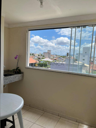Imagem Apartamento com 2 Quartos à Venda, 65 m² em Centro - Navegantes