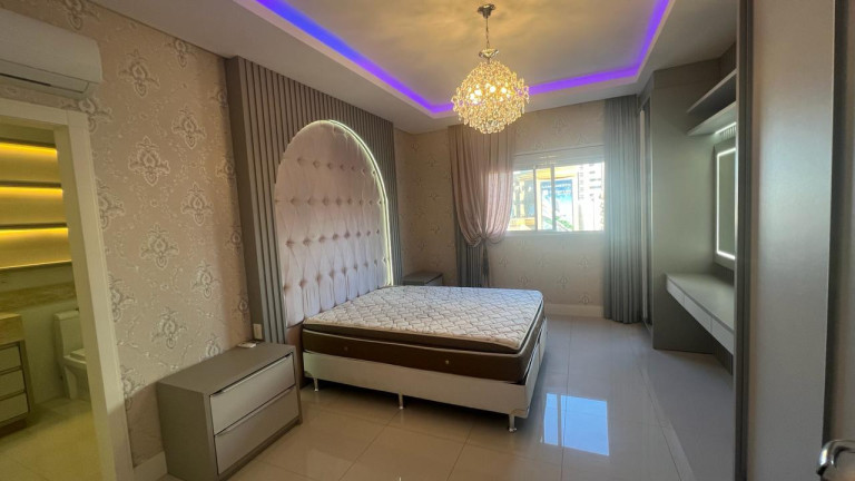 Imagem Apartamento com 4 Quartos à Venda, 268 m² em Meia Praia - Itapema Imagem Apartamento com 4 Quartos à Venda, 268 m² em Meia Praia - Itapema