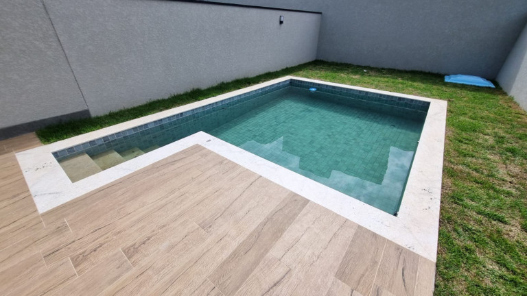 Imagem Casa com 3 Quartos à Venda, 130 m² em Jardim Do Lago - Atibaia Imagem Casa com 3 Quartos à Venda, 130 m² em Jardim Do Lago - Atibaia