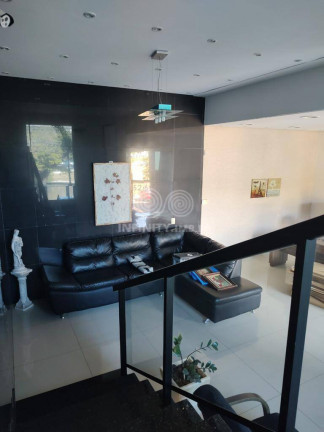 Imagem Casa com 10 Quartos à Venda ou Locação, 320 m² em Cidade Satélite - Atibaia Imagem Casa com 10 Quartos à Venda ou Locação, 320 m² em Cidade Satélite - Atibaia