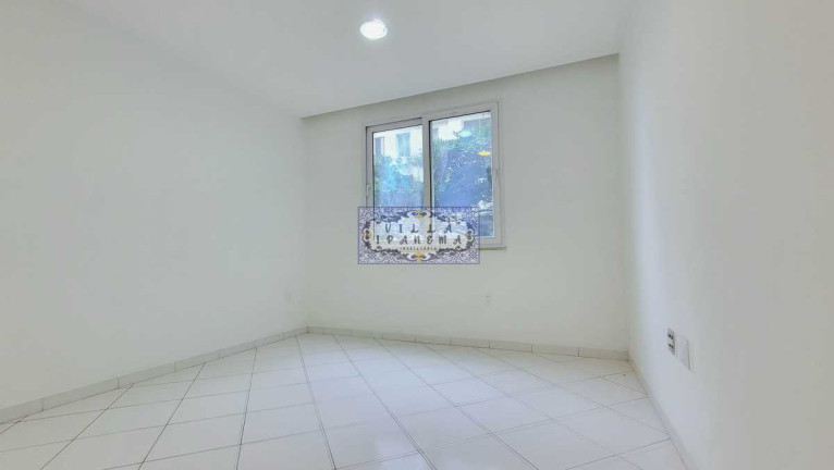 Imagem Apartamento com 3 Quartos à Venda, 130 m² em Copacabana - Rio De Janeiro Imagem Apartamento com 3 Quartos à Venda, 130 m² em Copacabana - Rio De Janeiro