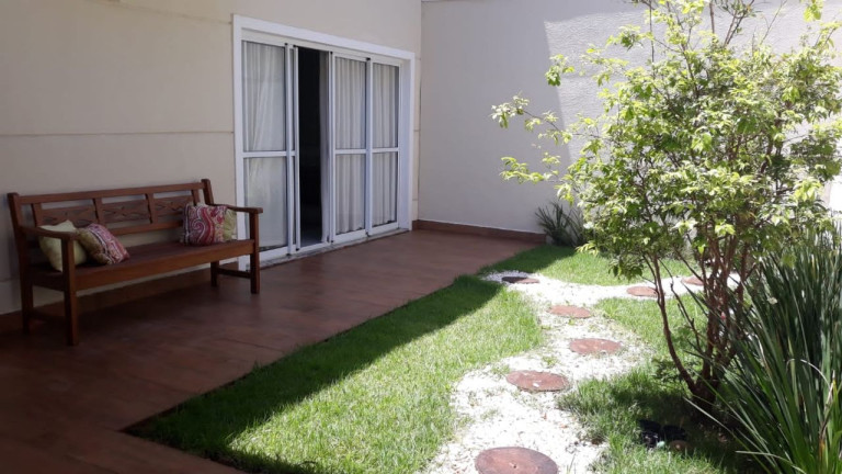 Imagem Casa com 3 Quartos à Venda, 210 m² em Demarchi - São Bernardo Do Campo Imagem Casa com 3 Quartos à Venda, 210 m² em Demarchi - São Bernardo Do Campo
