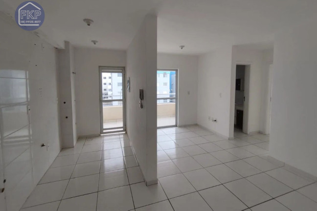 Imagem Apartamento com 2 Quartos à Venda, 56 m² em Espinheiros - Itajaí