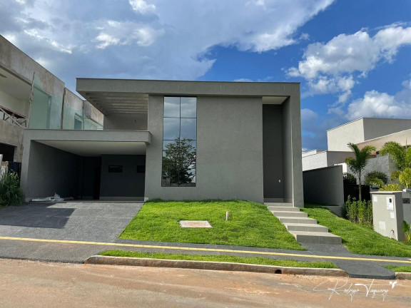 Casa de Condomínio com 4 Quartos à Venda, 235 m² em Residencial Goiânia Golfe Clube - Goiânia