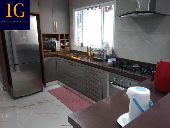 Imagem Sobrado com 3 Quartos à Venda, 160 m² em Parque Jaçatuba - Santo André