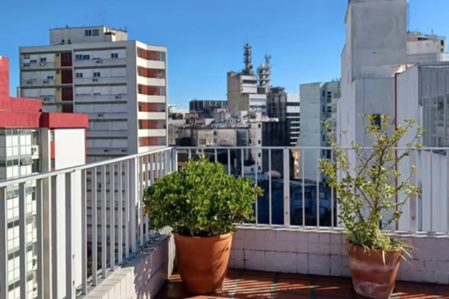Imagem Apartamento com 1 Quarto à Venda, 30 m² em Centro Histórico - Porto Alegre Imagem Apartamento com 1 Quarto à Venda, 30 m² em Centro Histórico - Porto Alegre