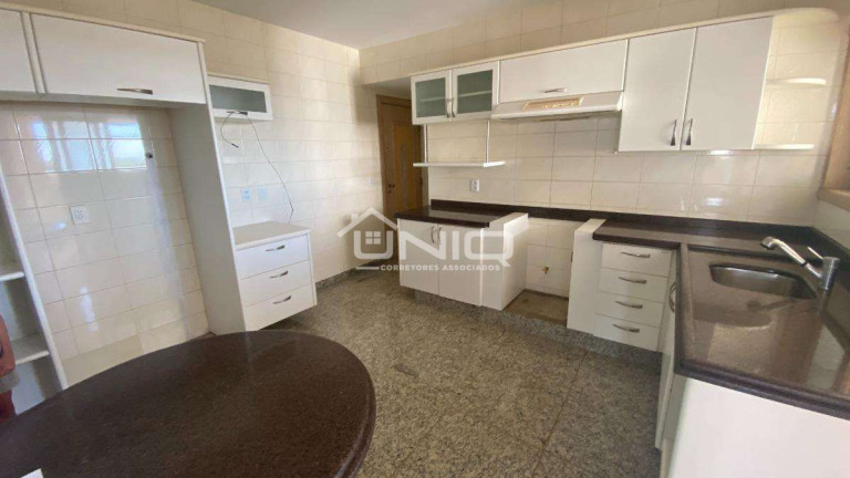 Imagem Apartamento com 4 Quartos à Venda, 202 m² em Jardim Das Américas - Pato Branco Imagem Apartamento com 4 Quartos à Venda, 202 m² em Jardim Das Américas - Pato Branco