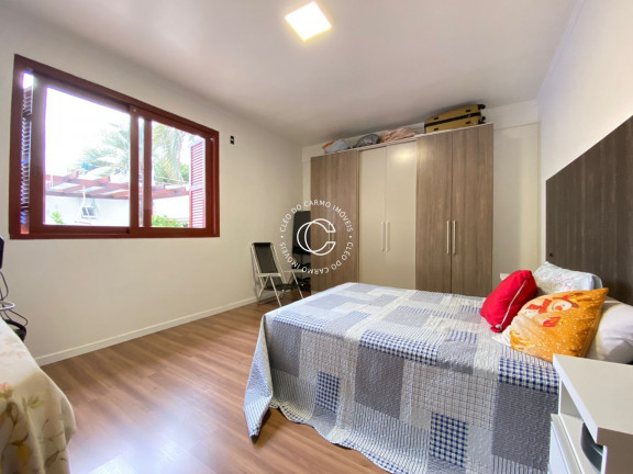 Imagem Casa com 3 Quartos à Venda, 203 m² em Nossa Senhora De Lourdes - Santa Maria Imagem Casa com 3 Quartos à Venda, 203 m² em Nossa Senhora De Lourdes - Santa Maria