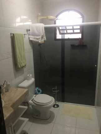 Imagem Casa com 3 Quartos à Venda, 225 m² em Jardim Vila Galvão - Guarulhos Imagem Casa com 3 Quartos à Venda, 225 m² em Jardim Vila Galvão - Guarulhos