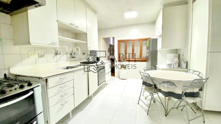 Imagem Apartamento com 4 Quartos à Venda, 130 m² em Moema - São Paulo Imagem Apartamento com 4 Quartos à Venda, 130 m² em Moema - São Paulo
