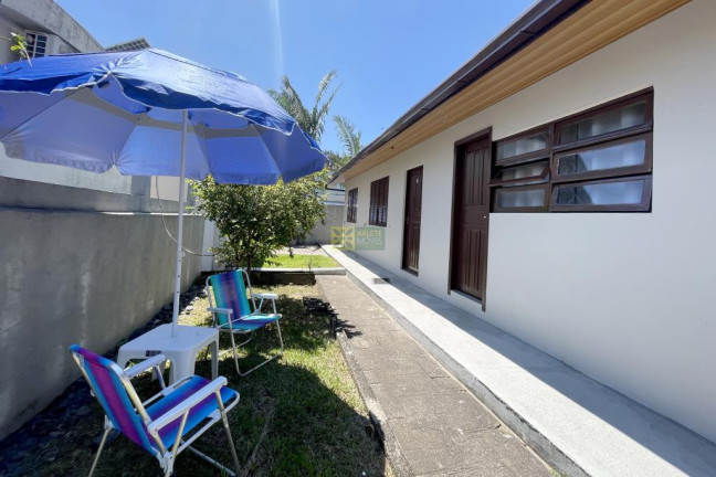 Imagem Kitnet com 1 Quarto para Alugar ou Temporada, 20 m² em Centro - Porto Belo Imagem Kitnet com 1 Quarto para Alugar ou Temporada, 20 m² em Centro - Porto Belo