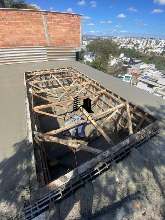 Imagem Casa com 4 Quartos à Venda, 463 m² em Portal Do Sol - Contagem Imagem Casa com 4 Quartos à Venda, 463 m² em Portal Do Sol - Contagem