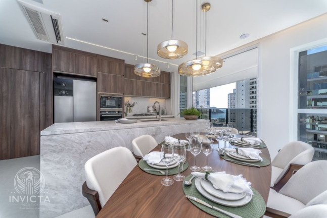 Imagem Apartamento com 4 Quartos à Venda, 191 m² em Centro - Balneário Camboriú