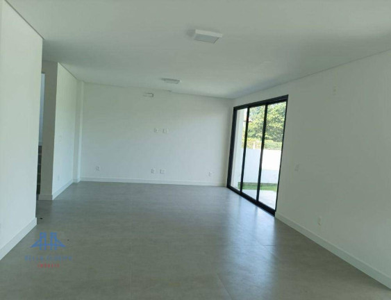 Imagem Casa com 3 Quartos à Venda, 192 m² em Canasvieiras - Florianópolis