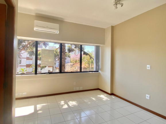Imagem Sala Comercial à Venda, 25 m² em Petrópolis - Porto Alegre Imagem Sala Comercial à Venda, 25 m² em Petrópolis - Porto Alegre