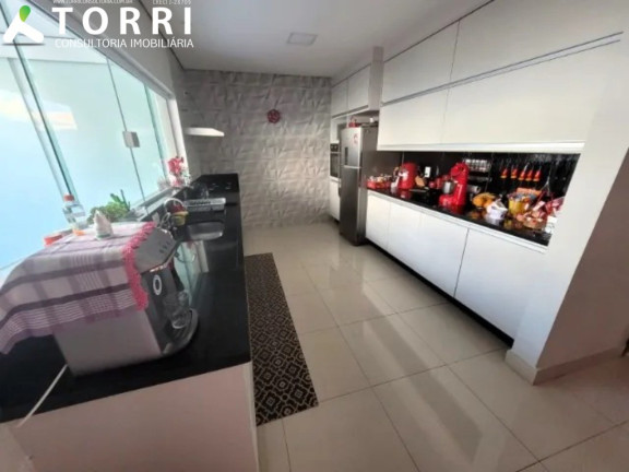 Imagem Imóvel com 3 Quartos à Venda, 196 m² em Horto Florestal - Sorocaba Imagem Imóvel com 3 Quartos à Venda, 196 m² em Horto Florestal - Sorocaba
