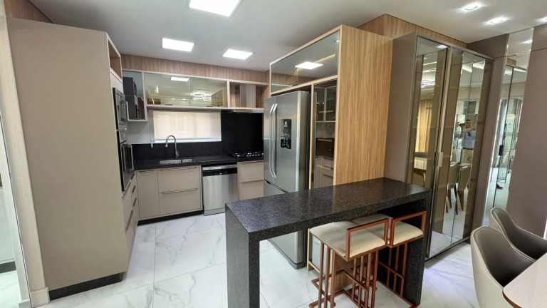 Imagem Apartamento com 4 Quartos à Venda, 162 m² em Meia Praia - Itapema Imagem Apartamento com 4 Quartos à Venda, 162 m² em Meia Praia - Itapema