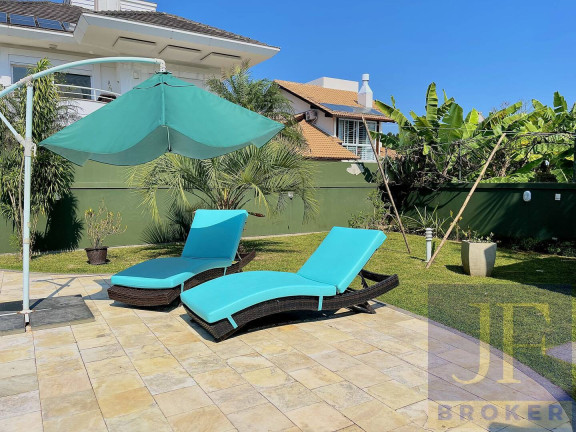 Imagem Casa com 5 Quartos para Temporada, 350 m² em Jurerê Internacional - Florianópolis Imagem Casa com 5 Quartos para Temporada, 350 m² em Jurerê Internacional - Florianópolis