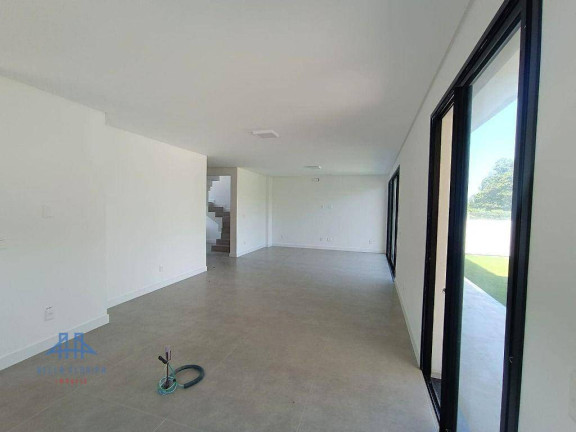 Imagem Casa com 3 Quartos à Venda, 192 m² em Canasvieiras - Florianópolis